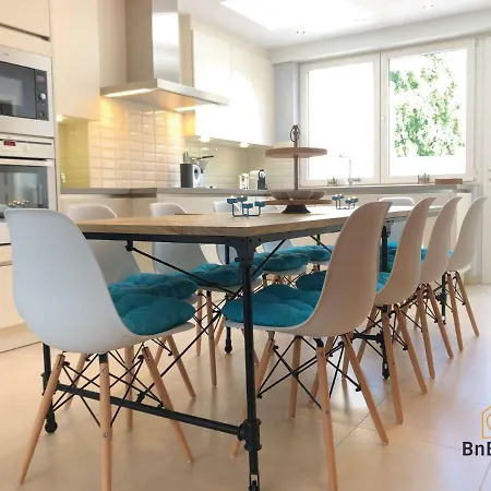Hébergement de vacances Knus Familiehuis Met Tuin In Hartje Oud